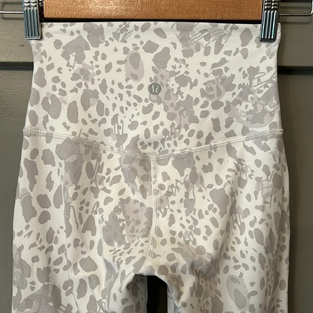 Lululemon Align High-Rise Crop 21